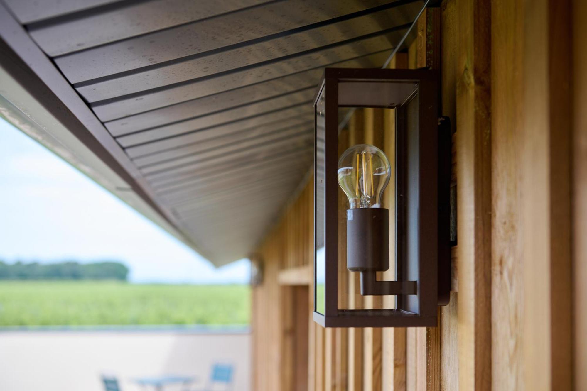 Le Repaire Lagardere Bed & Breakfast Lussac  Exterior photo